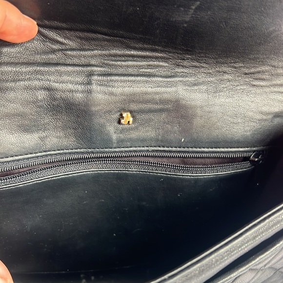 CROUCH & FITZGERALD vintage quilted Lambskin leather black gold chain crossbody - Picture 7 of 11